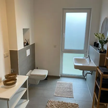 Traumhaft Helle Mit Sonnenterrasse * וורמס